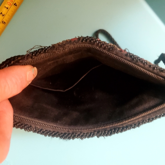 Sml beaded clutch - Picture 3 of 6